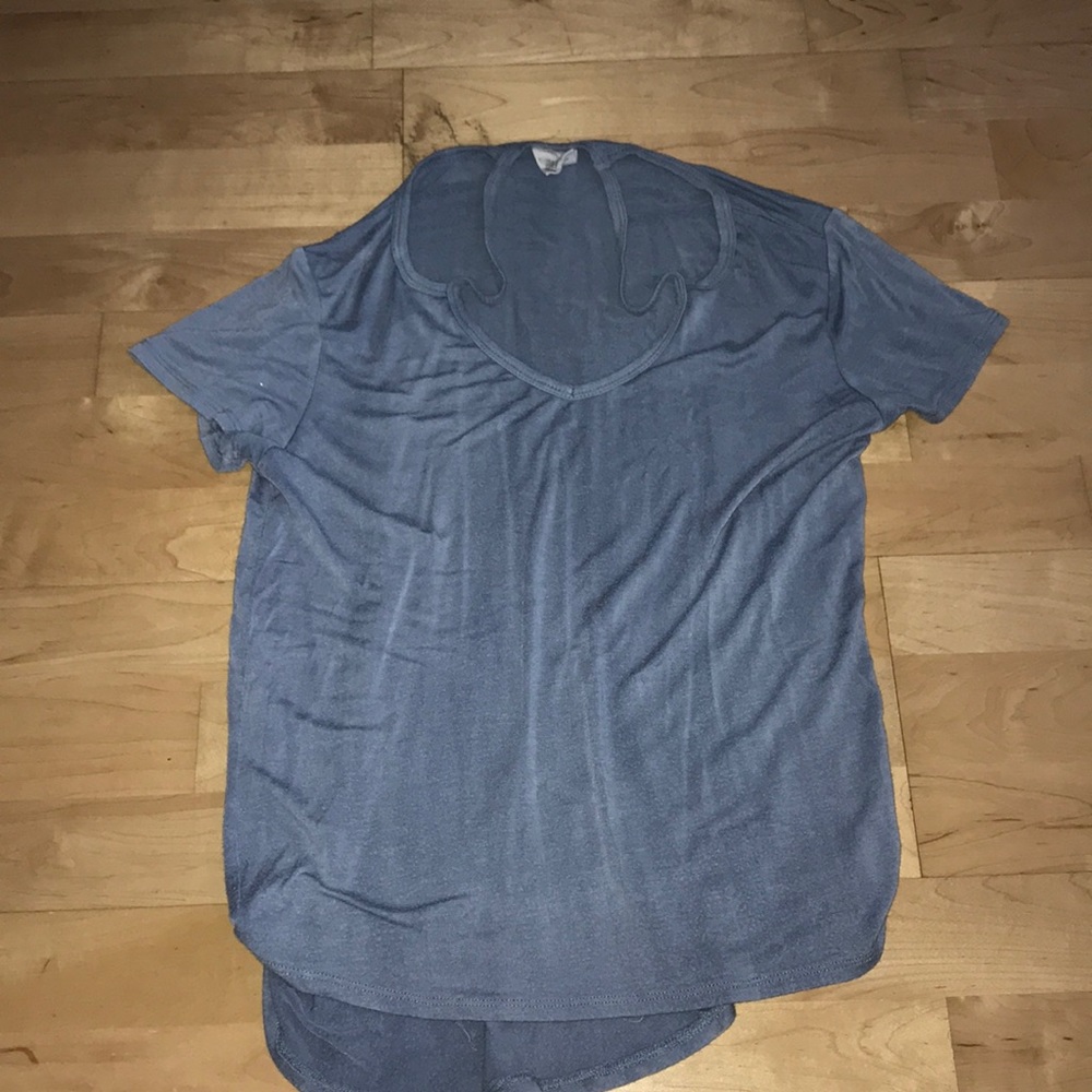 FULL TILT TILLYS BLUE TEE STRAP DETAIL SIZE SMALL